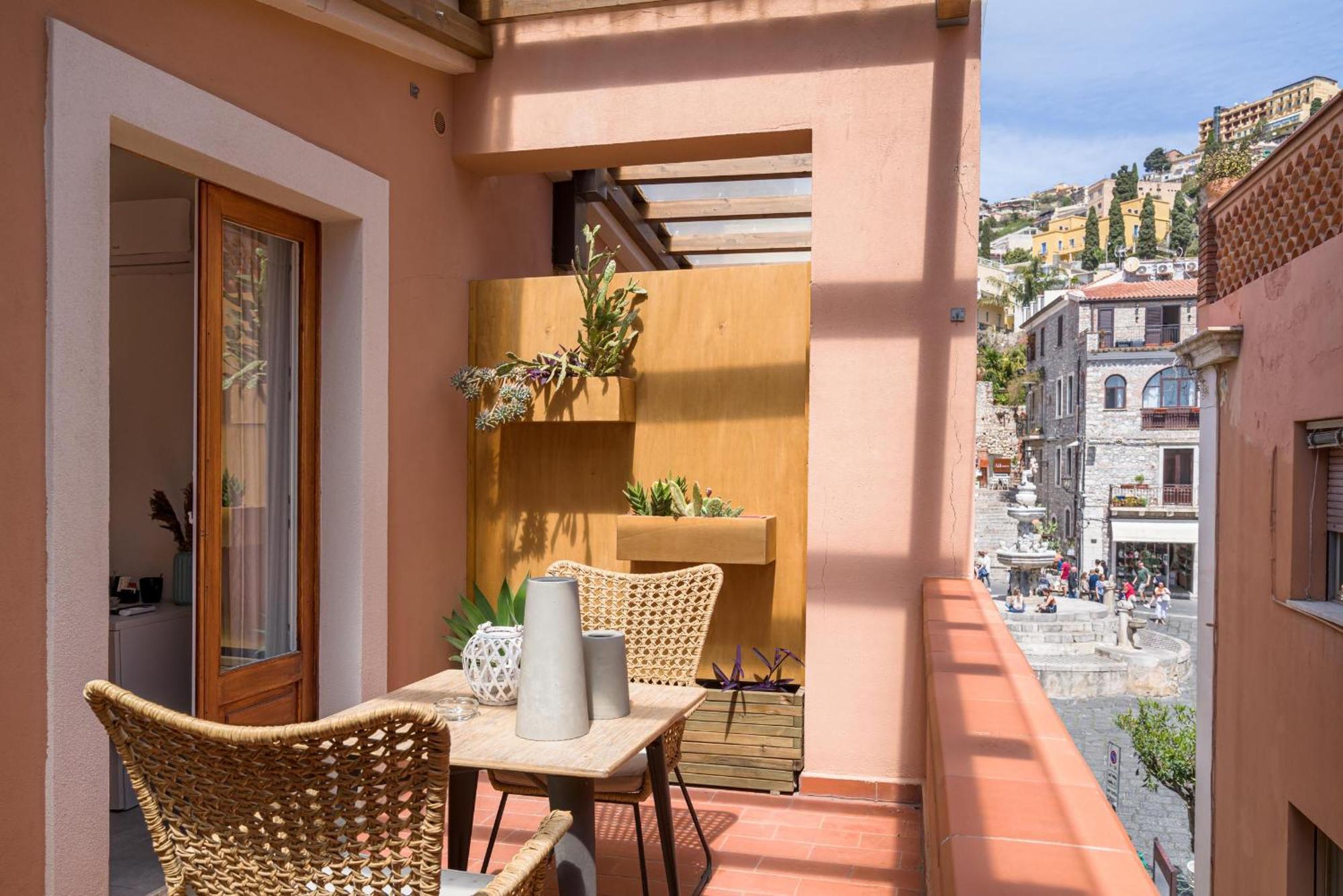 Al Duomo Rooms & Flats Ταορμίνα Εξωτερικό φωτογραφία